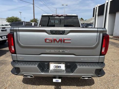 Used 2024 GMC Sierra 1500 Denali w/ Denali Reserve Package RWD image 8