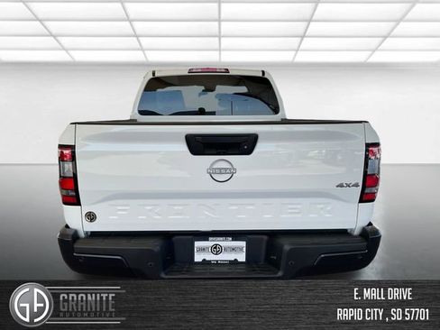 Used 2025 Nissan Frontier S image 6