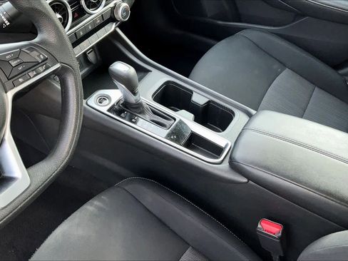 Used 2024 Nissan Sentra SV image 14