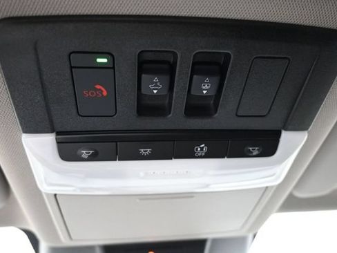 Used 2026 Nissan Rogue Platinum w/ Platinum Premium Package AWD/4WD image 34