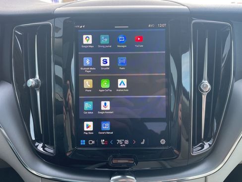 Certified 2024 Volvo XC60 B5 Core w/ Climate Package image 32