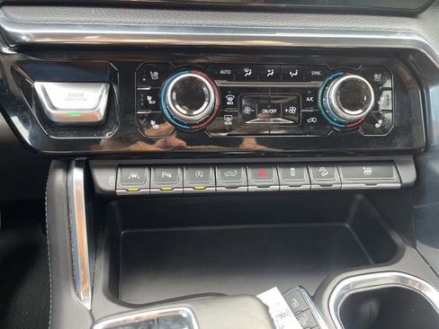 Used 2024 GMC Sierra 1500 Denali w/ Technology Package image 16