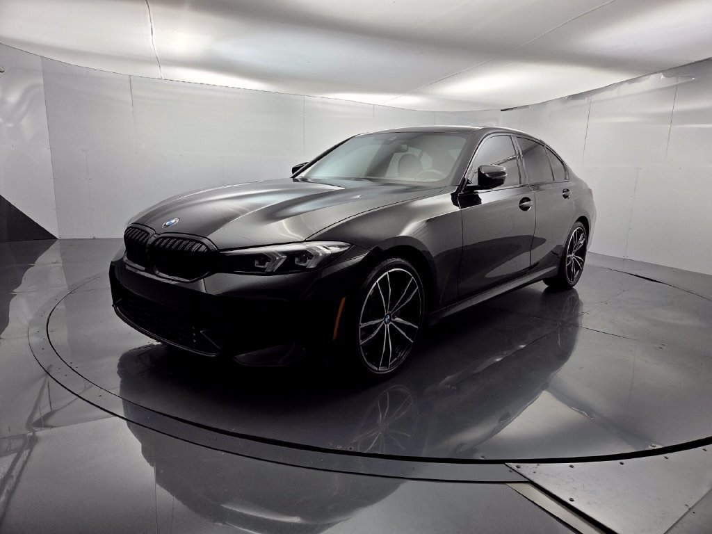 Certified 2023 BMW 330i xDrive Sedan w/ M Sport Package AWD/4WD image 4