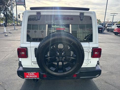 Certified 2025 Jeep Wrangler Unlimited Sahara w/ Safety Group image 6