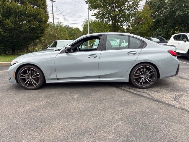 Used 2023 BMW 330i xDrive Sedan w/ M Sport Package AWD/4WD image 3