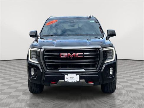 Used 2022 GMC Yukon AT4 w/ Technology Package image 2