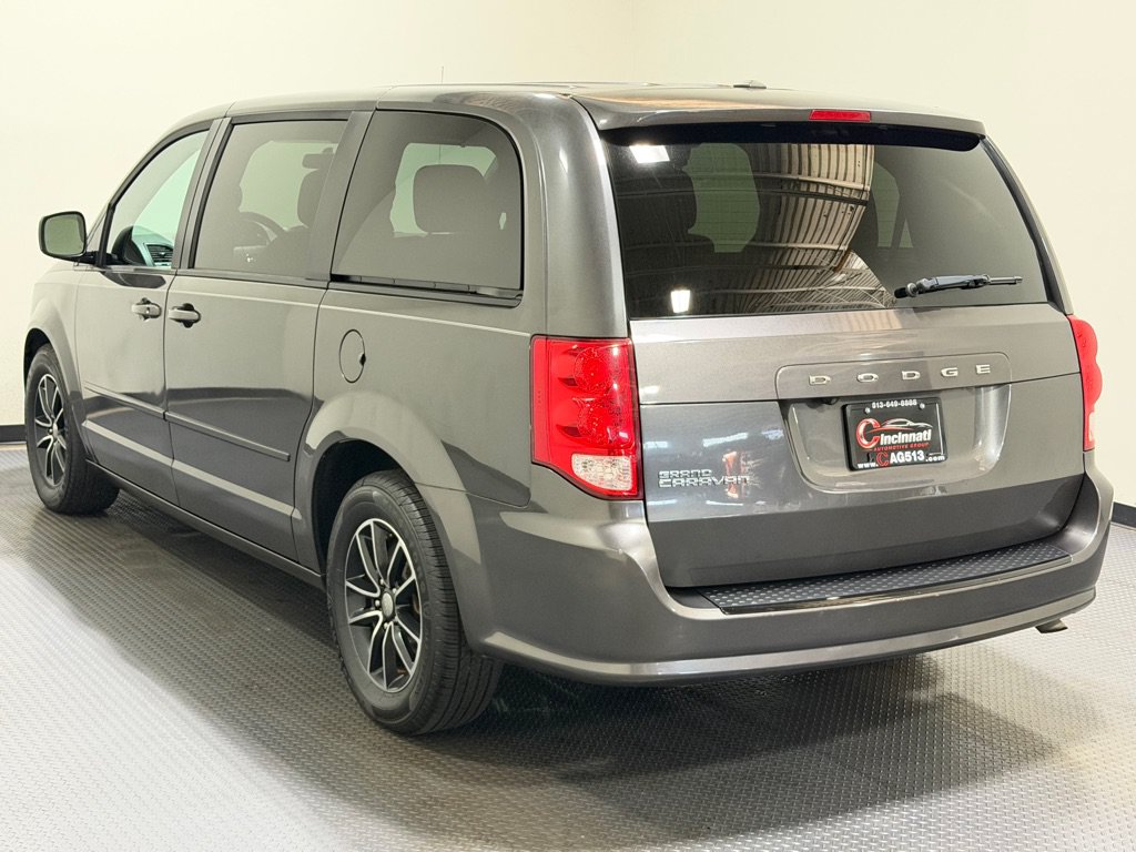 Used 2016 Dodge Grand Caravan SXT FWD image 7