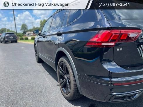 Used 2023 Volkswagen Tiguan SE R-Line AWD/4WD image 8