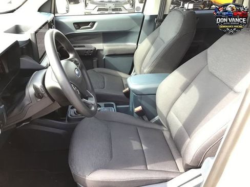 Used 2025 Ford Maverick XL w/ Equipment Group 102A AWD/4WD image 17