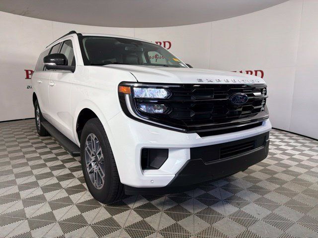 Used 2026 Ford Expedition Max Active RWD image 1
