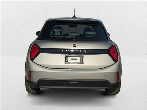 Used 2025 MINI Cooper S FWD image 8