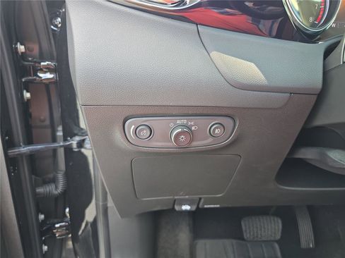 Used 2023 Buick Encore GX Select w/ Sport Touring Package image 26