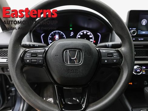 Used 2023 Honda Civic LX image 10