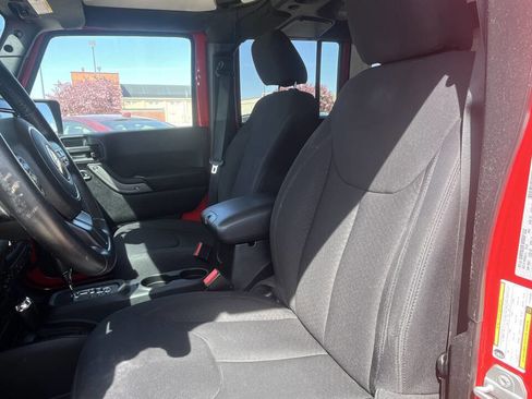 Used 2015 Jeep Wrangler Unlimited Sport w/ Quick Order Package 24S image 16