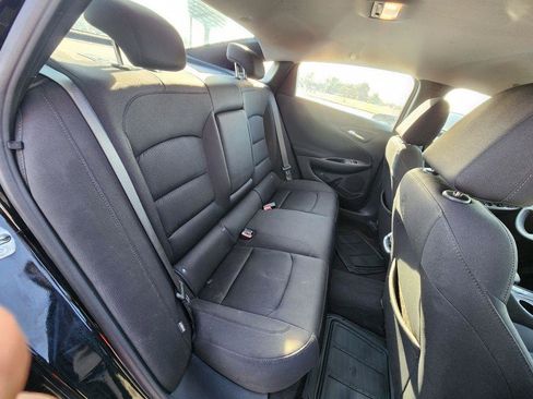 Used 2021 Chevrolet Malibu LT FWD image 16