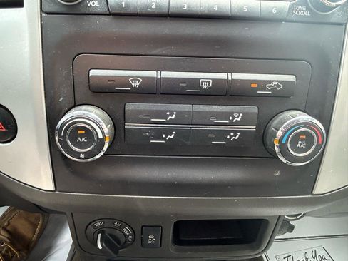 Used 2015 Nissan Xterra S AWD/4WD image 23