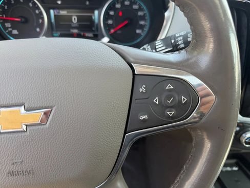 Used 2019 Chevrolet Traverse Premier AWD/4WD image 21