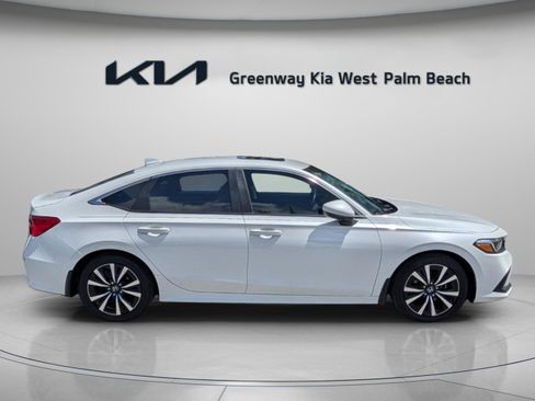 Used 2023 Honda Civic EX image 8