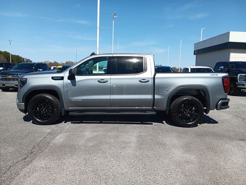 Used 2026 GMC Sierra 1500 Elevation image 3