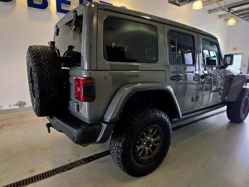 Used 2022 Jeep Wrangler Unlimited Rubicon w/ Trailer Tow Package AWD/4WD image 14