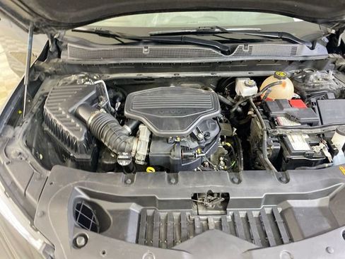 Used 2020 Chevrolet Blazer LT AWD/4WD image 16