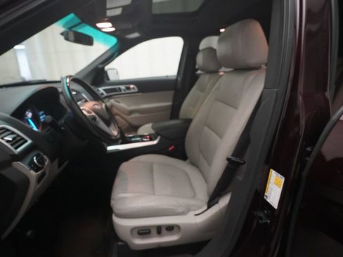 Used 2011 Ford Explorer XLT w/ 202A Rapid Spec Order Code AWD/4WD image 7