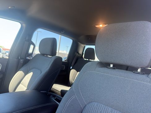 Used 2022 RAM 1500 Big Horn AWD/4WD image 28