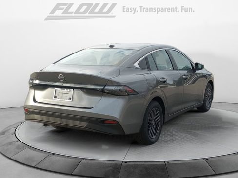New 2026 Nissan Sentra SV w/ SV Convenience Package FWD image 7
