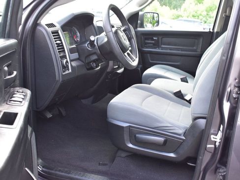 Used 2018 RAM 1500 Express image 15