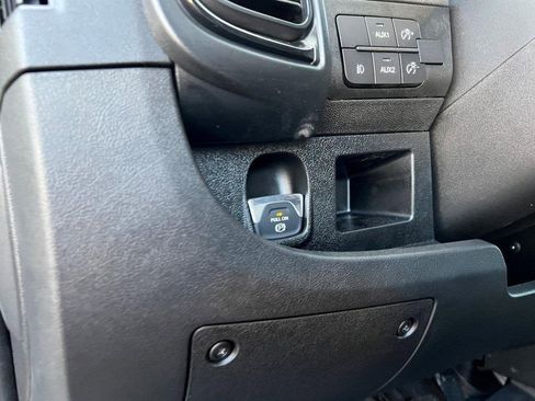 New 2026 RAM ProMaster 1500 w/ Safety Group image 24