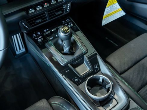 Used 2026 Porsche 911 GT3 RWD image 19