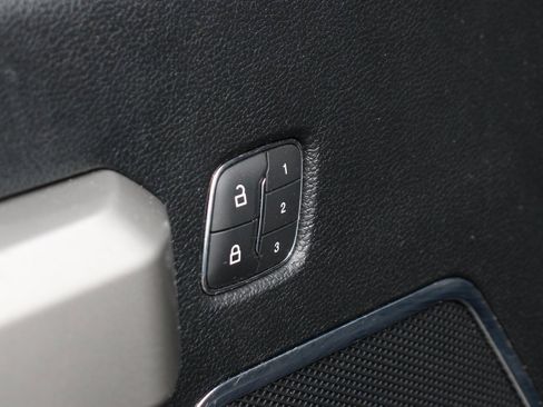 Used 2019 Ford F250 Lariat w/ Lariat Ultimate Package image 18