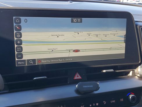 Used 2023 Kia Sportage EX image 27