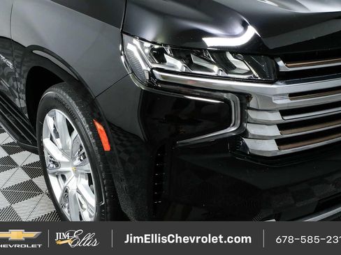 Certified 2023 Chevrolet Tahoe High Country AWD/4WD image 19