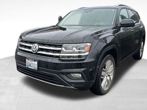 Used 2019 Volkswagen Atlas SE w/ Panoramic Sunroof Package image 3