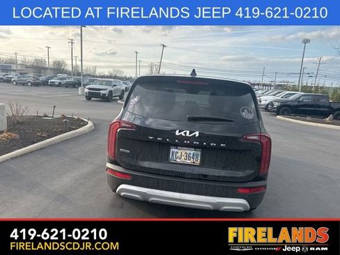 Used 2022 Kia Telluride LX image 14