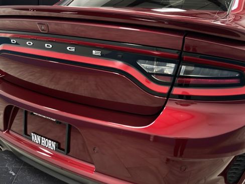 Used 2022 Dodge Charger SRT Hellcat w/ Navigation & Travel Group RWD image 37