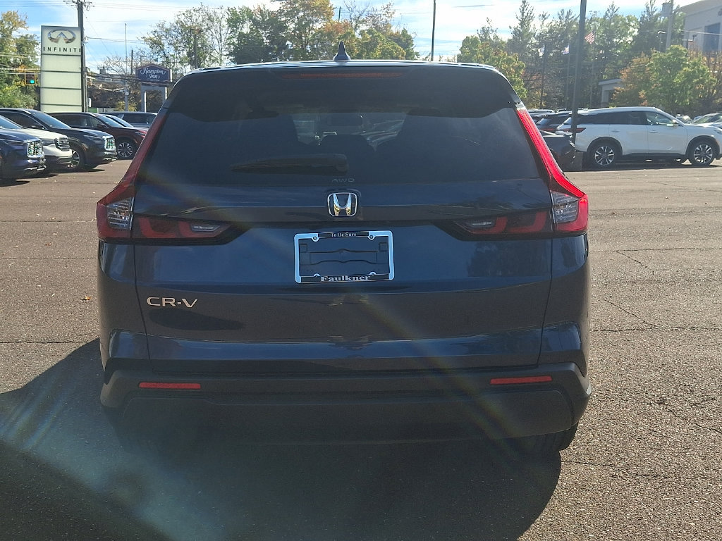 Used 2025 Honda CR-V LX image 5