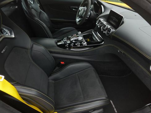 Used 2017 Mercedes-Benz AMG GT Coupe image 12