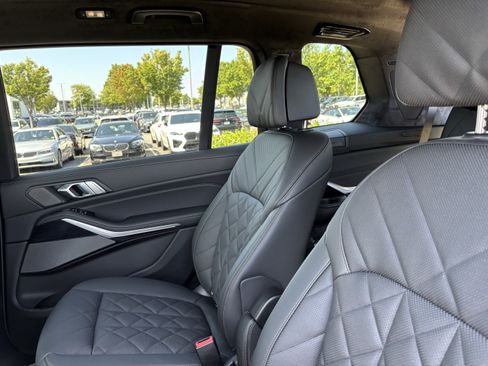 New 2027 BMW X7 xDrive40i w/ Executive Package AWD/4WD image 33