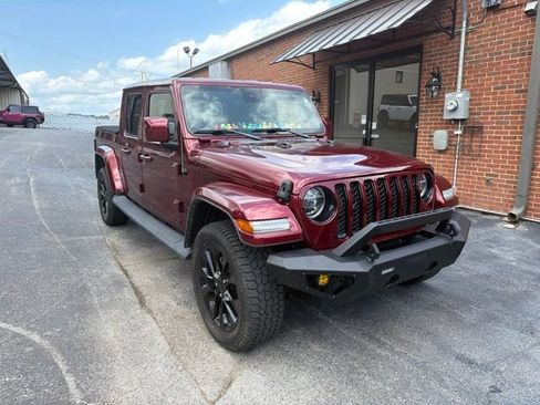 Used 2021 Jeep Gladiator Overland AWD/4WD image 2