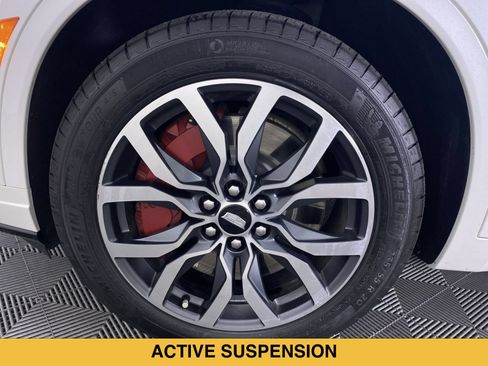 Certified 2023 Cadillac XT6 Sport w/ Platinum Package AWD/4WD image 17
