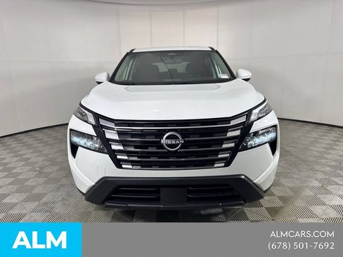 Used 2025 Nissan Rogue SV FWD image 3