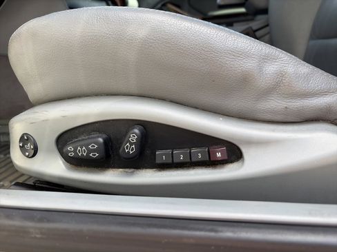 Used 2006 BMW 325Ci Convertible image 13