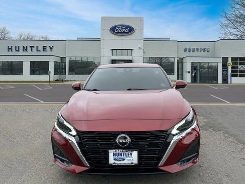 Used 2023 Nissan Altima 2.5 SL image 3