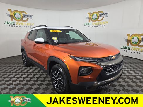 Certified 2023 Chevrolet TrailBlazer ACTIV w/ Sun and Liftgate Package image 1