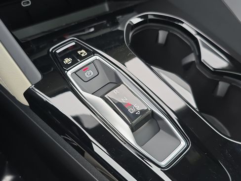 New 2025 Audi Q5 Prestige image 23