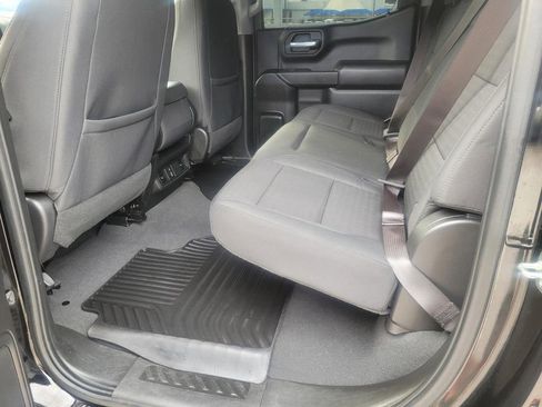 Used 2024 Chevrolet Silverado 1500 Custom RWD image 3