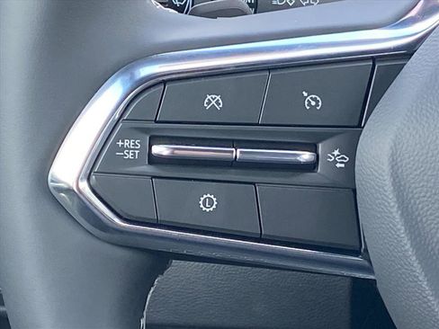 New 2026 Chevrolet Traverse LT w/ LPO, Floor Liner Package image 7