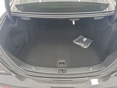 Used 2023 Mercedes-Benz E 350 4MATIC Sedan image 14